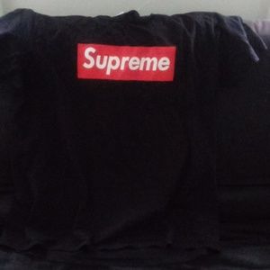 Supreme t shirt
